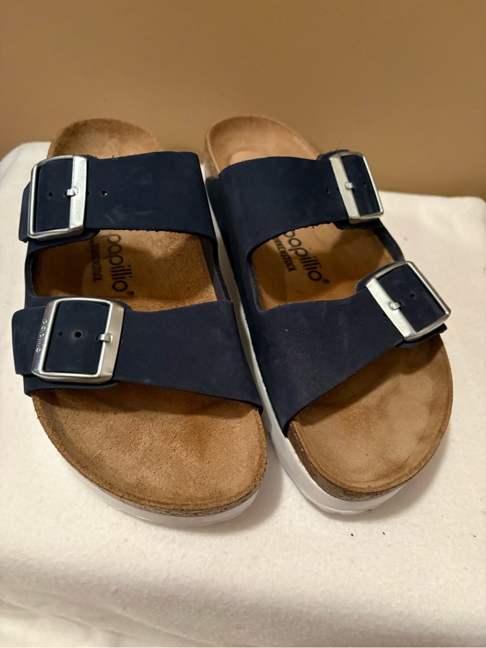 Women size 38 Birkenstock platform sandal in Navy - Picture 3 of 8